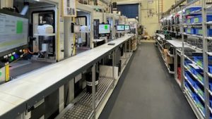 Wird hochgefahren: die automatisierte Batterie-Produktion für UK-Kunden in Karlsfeld.