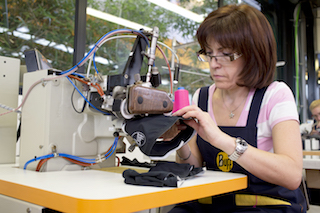 Buff-Produktion in Igualada