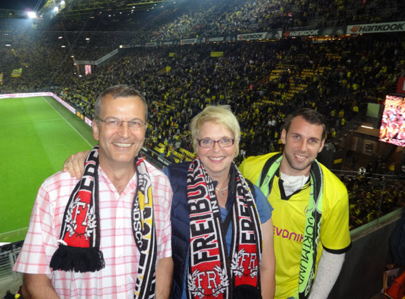 Auf Einladung von Humpert ging es für die Schweizers in den Signal-Iduna-Park.